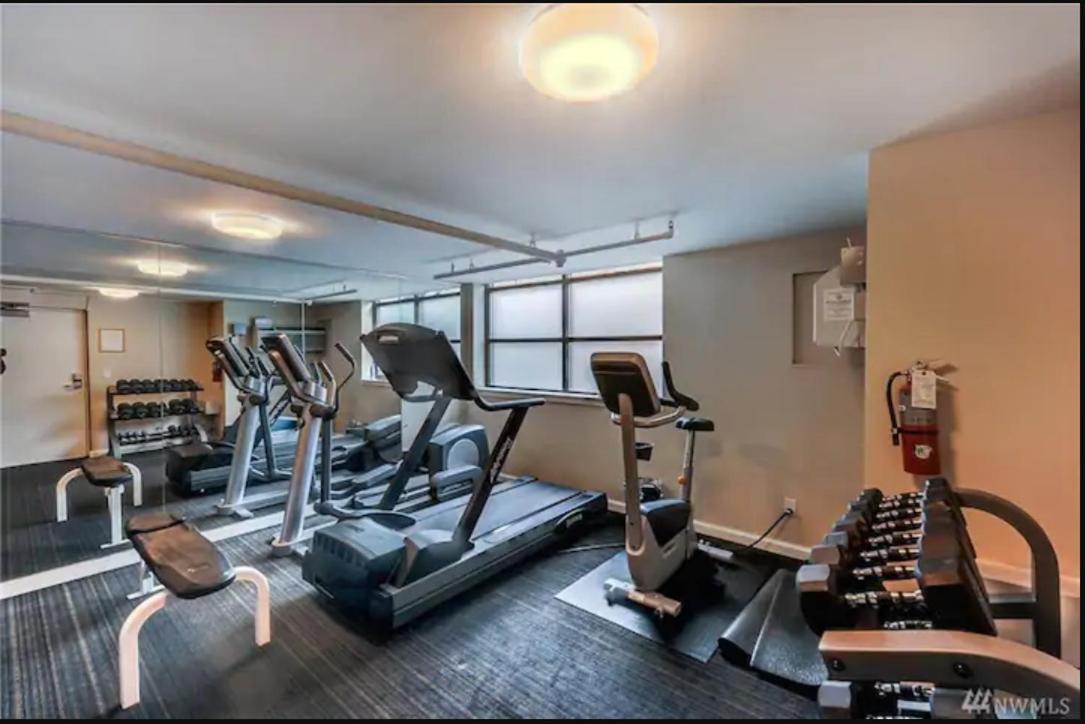 Lovely 1 Bedroom Condo In The Heart Of Seattle! Exterior foto